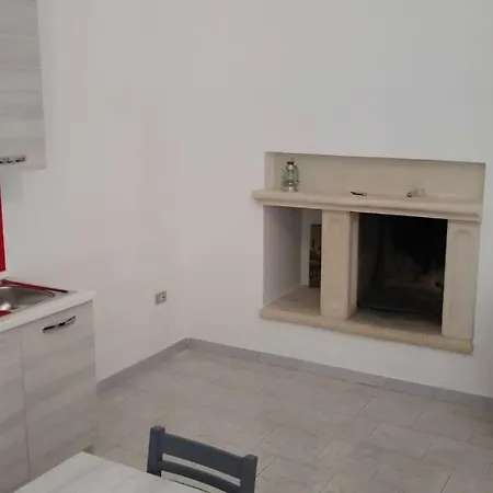 Apartment La Casina Di Laura Maglie